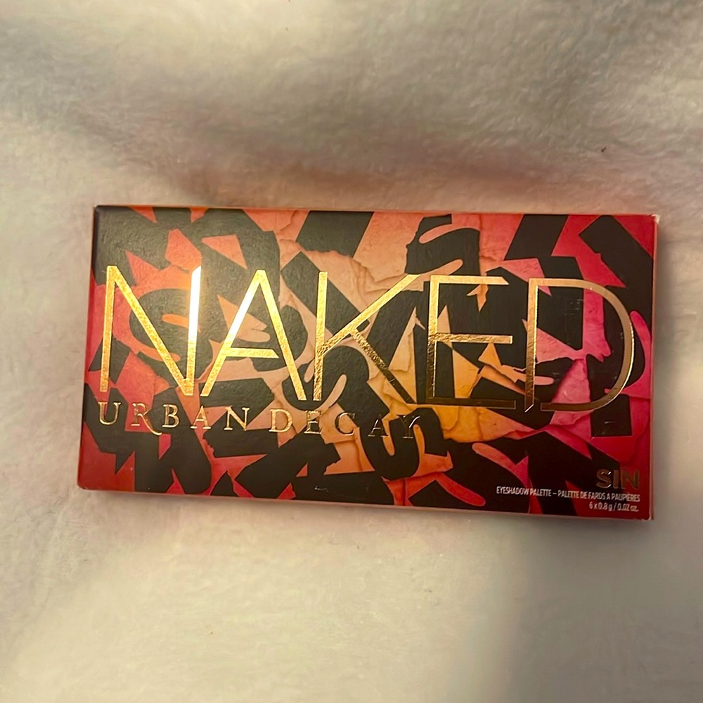 NIB Urban Decay Naked Sin Eyeshadow Palette